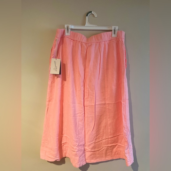 NWOT Universal Thread Electric Pink Midi Skirt - Picture 4 of 7